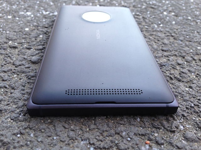Nokia Lumia 830.