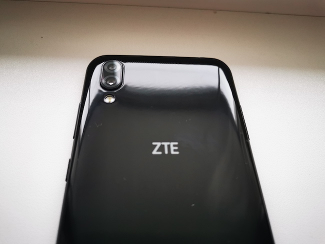 Обзор недорогого смартфона ZTE Blade A51 Lite.