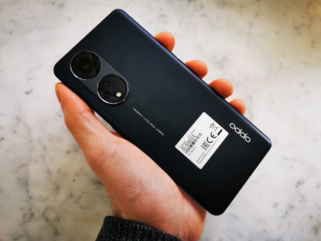 Обзор смартфона OPPO Reno8 T 5G на Android 13.